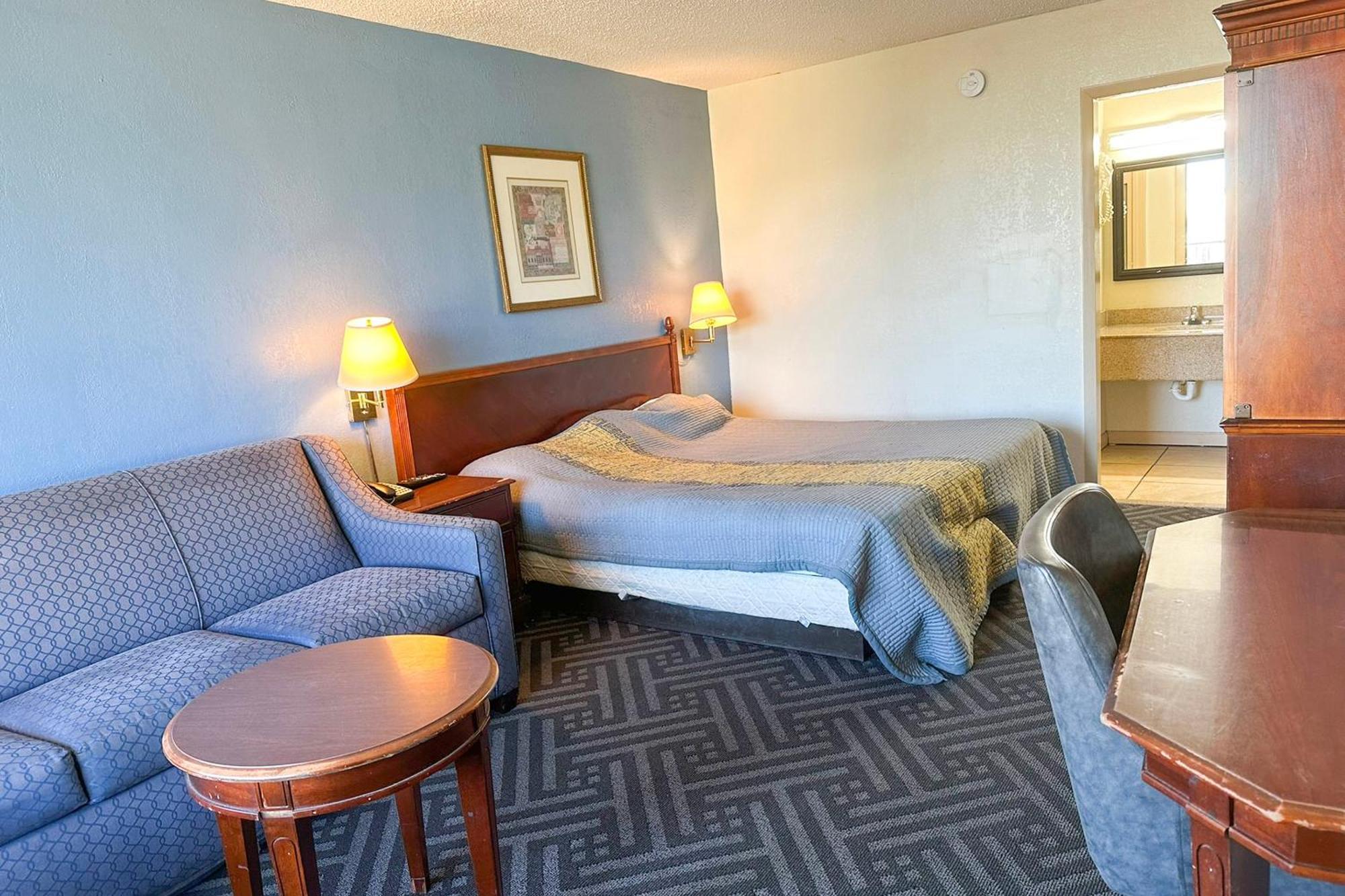 Hotel Super & By Oyo Milledgeville